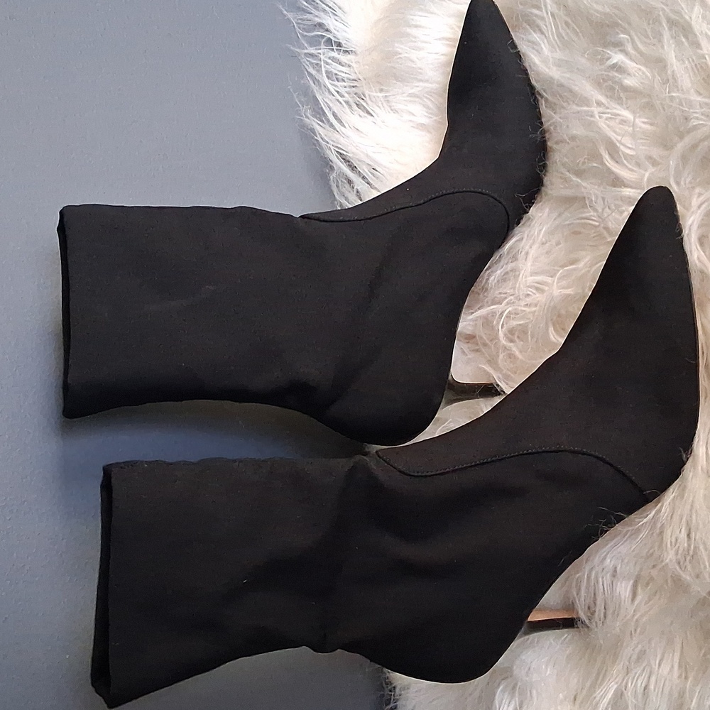 Stuart Weitzman Booties